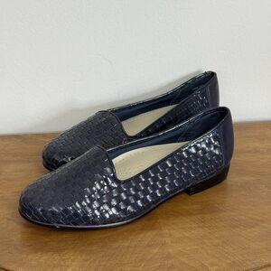 Trotters Liz Woven Leather Slip On Loafers Women 8WW Blue Academia Shoe Bottega